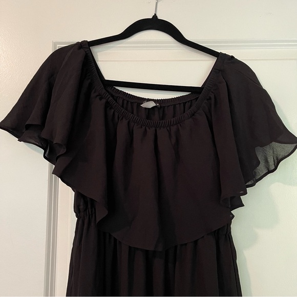VENUS Black Off the Shoulder Maxi Dress - Picture 3 of 8